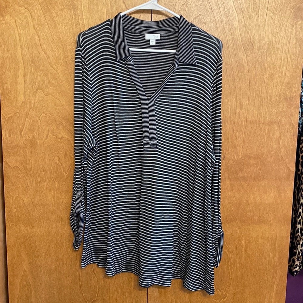 J Jill long sleeve top black and white size XL